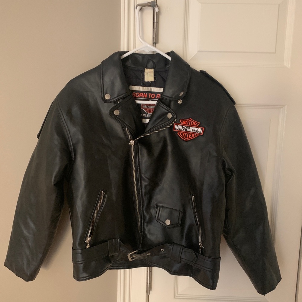 Harley Davidson Motorcycles Vinyl Biker Jacket. Zipper down and buttons. Large